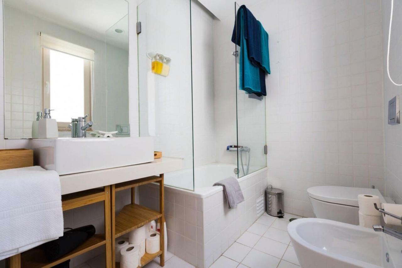 Ola Lisbon - Principe Real IV Apartment ภายนอก รูปภาพ