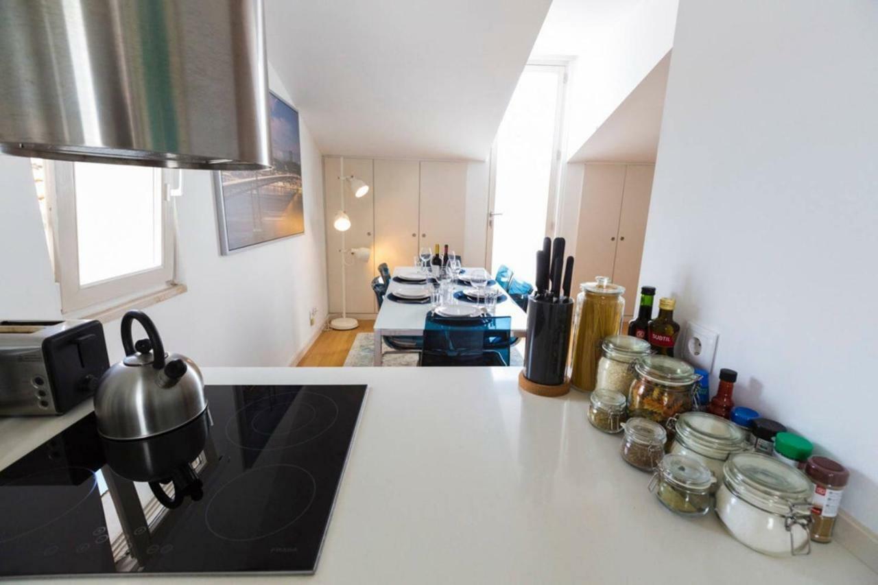 Ola Lisbon - Principe Real IV Apartment ภายนอก รูปภาพ